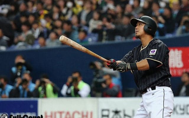 侍J中田が目覚めの一発　阪神メンデスから左翼席へ特大アーチ