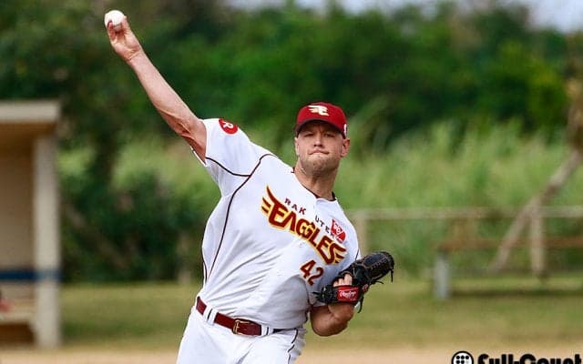 2ボーク＆1暴投　ハーバード大出身の楽天新助っ投、大荒れ4失点デビュー