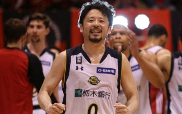 ［CLOSE UP］田臥勇太（栃木ブレックス）勝利を呼び込むビッグプレーを連発、反省と準備を繰り返し頂点を目指す