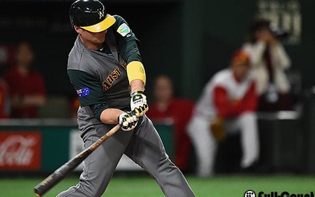 オーストラリアが2点先制　元メジャー3番ヒューズが特大2ラン放つ