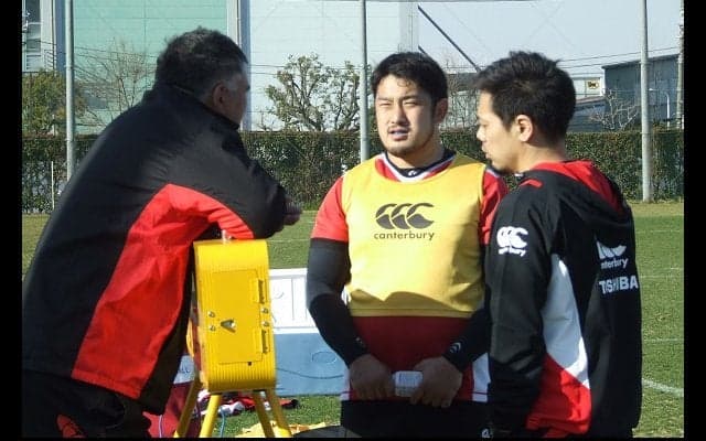  「もっとできるだろう」　日本代表のジョセフHC、PR渡邉隆之に声かける。 