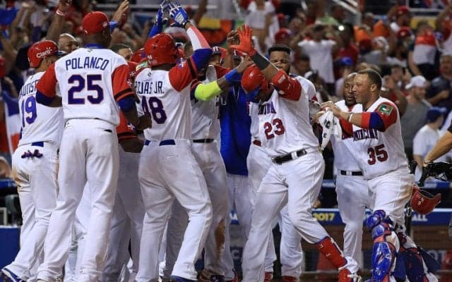 アメリカもWBCでのドミニカ共和国の連勝止められず! 8回に逆転許す