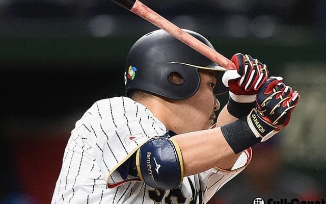 侍、4番・筒香の適時打で同点　先頭打者弾の山田が二塁打でチャンスメーク