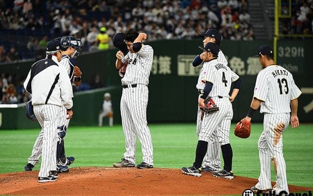 侍・菅野、適時打浴び2点勝ち越される　4回4失点＆74球の苦しい投球で降板
