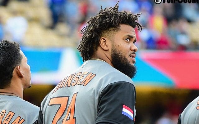 決勝Rから合流の蘭ジャンセンが初登板　9球で3者凡退の快投、試合は延長へ