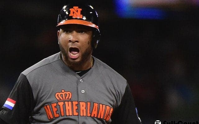 蘭バレ、あわや乱闘！　顔面付近158キロに激怒、両軍ベンチ飛び出す