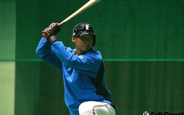 日ハム中田がチーム合流、柵越え披露　WBCで体重減も状態は「悪くない」