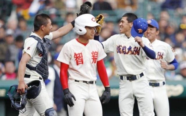 盛岡大付が初の甲子園ベスト8！ 智辯学園のセンバツ連覇阻む