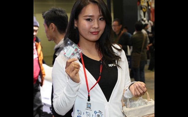 【東京モーターサイクルショー2017】コンパニオン…ピアッジオ