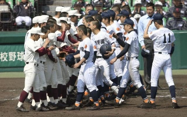 福岡大大濠・三浦 銀二が130球完投！  滋賀学園下し再試合にケリをつける！