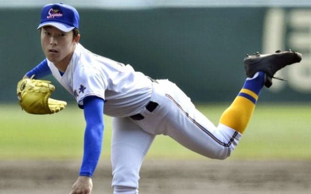 秀岳館・川端 健斗13奪三振完投！  健大高破り、甲子園3季連続ベスト4