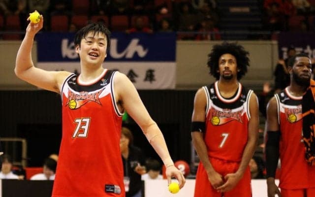 ［CLOSE UP］田渡修人（三遠ネオフェニックス）連敗ストップに思わず感極まり……熱い気持ちでチームを支えるシューター