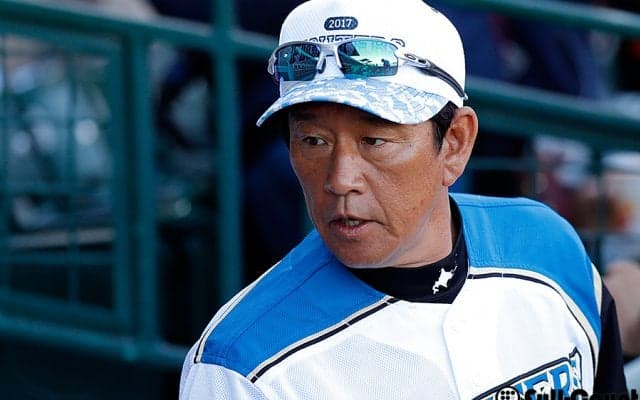 日本一連覇を目指す日ハム栗山監督、一日早く行った開幕の“儀式”とは？