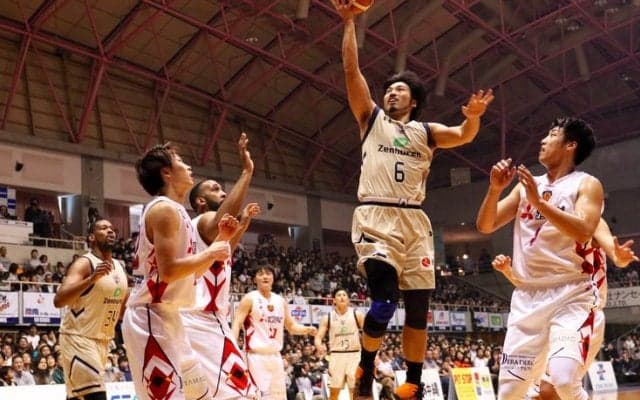 ［CLOSE UP］金城茂之（琉球ゴールデンキングス）進化し続ける琉球のバスケットを何気ないプレーで支えるベテラン