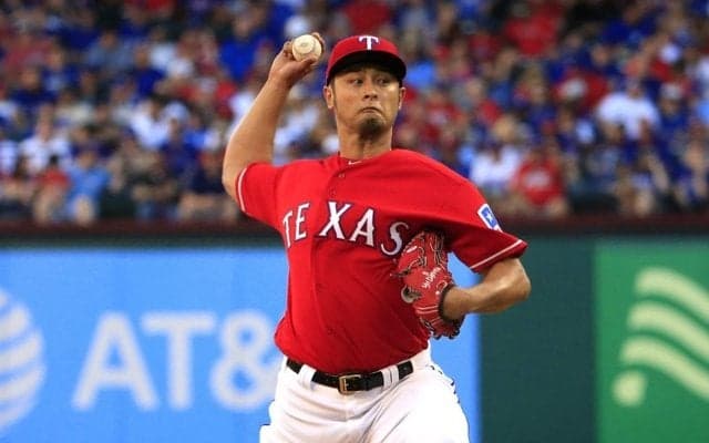 ダルビッシュ有は7回途中4失点、初の開幕投手も勝ち負けつかず