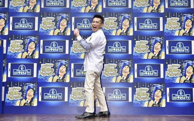 柳沢慎吾が2倍速で始球式「本当は15分の始球式、1分にまとめたよ」…『明日のレモンサワー』新発売記念イベント