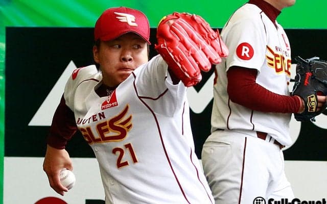 楽天・釜田、同年代の武田と投げ合い「食らいついていきたい」