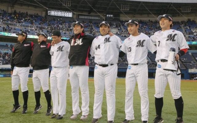 鈴木が逆転2ラン！千葉ロッテが競り勝って今季初勝利！