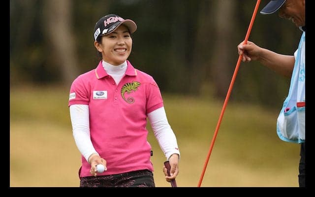 昨季賞金ランク2位と3位の申ジエと笠りつ子が首位発進