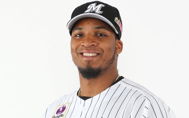 打撃不振続くパラデスの覚醒に期待　ロッテ伊東監督「陽気だから大丈夫」