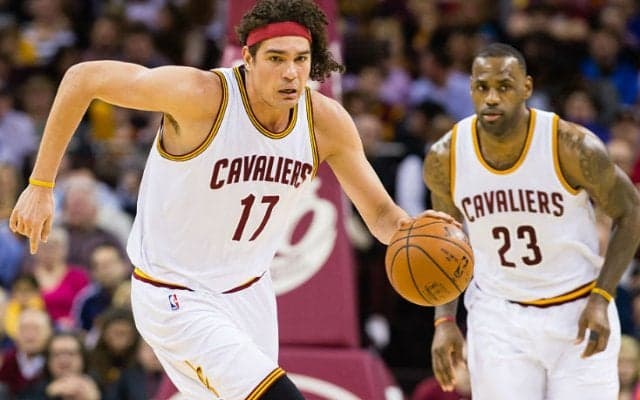 プレーオフでの戦いに向けロスター立て直しを図るキャバリアーズ、アンダーソン・バレジャオを呼び戻す可能性も