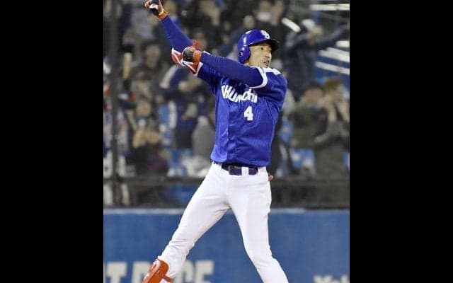 代打・藤井が決勝打！中日が延長戦の末に東京ヤクルトを下す！