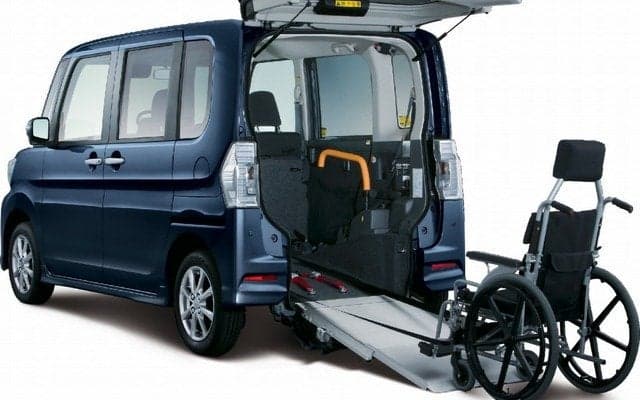 【バリアフリー2017】ダイハツ、タントスローパー など軽福祉車両7台を出展へ