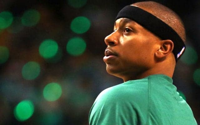 『The show must go on』、試合前日に妹を亡くしたアイザイア・トーマス、涙をこらえプレーオフ初戦で33得点を記録