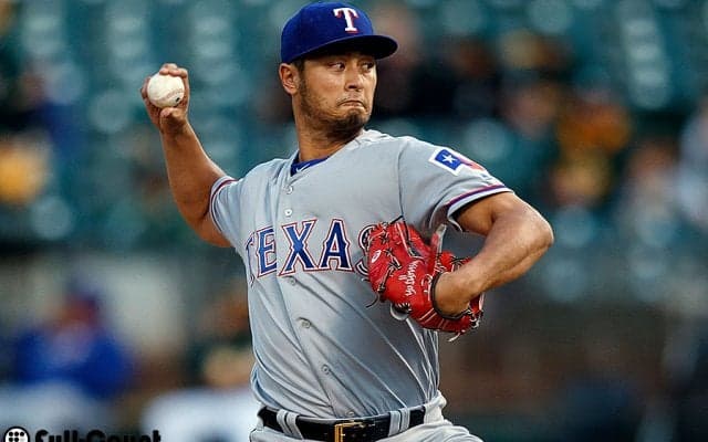 ダルビッシュ、捕手目線のブルペン投球動画公開に反響「すごい迫力」「怖い」