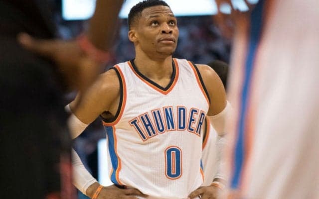 2試合連続トリプル・ダブルのラッセル・ウェストブルックに牽引されたサンダーが、ロケッツに辛勝