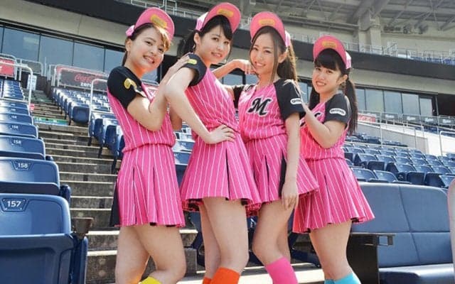 ロッテのカンパイガールズがBリーグとコラボ　千葉vs秋田戦前にイベント