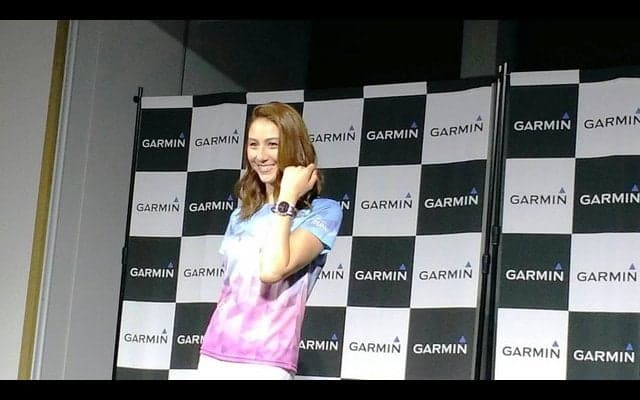 2人の子どもを育てるモデルアスリート、道端カレンが明かす体型維持の秘訣