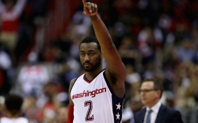 バックコートコンビが全開のウィザーズ、ホークスとの死闘を制し第1ラウンド突破に王手