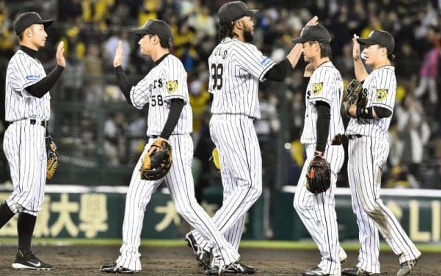 ドリス10セーブ目！阪神が逃げ切り勝ちで2位浮上！