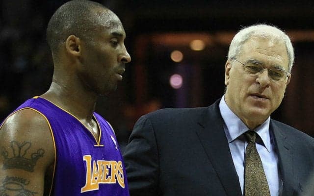 カーメロ・アンソニーの放出が既定路線となっているニックスに、コービー・ブライアントは関係修復をアドバイス