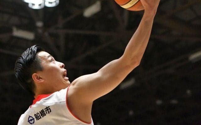 ［CLOSE UP］富樫勇樹（千葉ジェッツ）ガツガツ行かずとも『エースの貫禄』、要所を締めるパフォーマンスで難敵を撃破