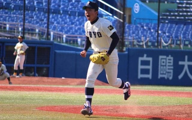 センバツV右腕・村上頌樹が初完封で東洋大連勝！専修大は9戦未勝利で入替戦へ【東都大学野球】
