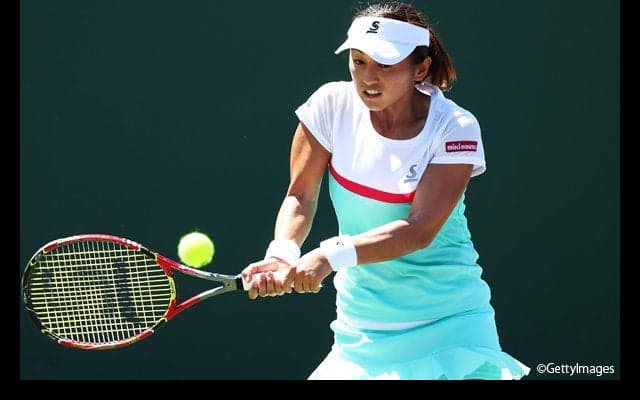 土居美咲は1回戦で世界11位のウォズニアッキに敗退 [プラハ・オープン]