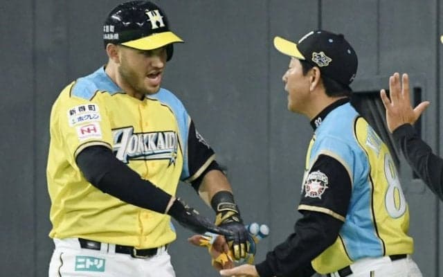 レアードご機嫌すしポーズ！北海道日本ハムが3連勝！