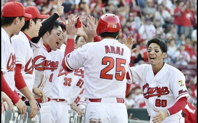 広島東洋がシーソーゲームを制して3連勝で首位キープ！