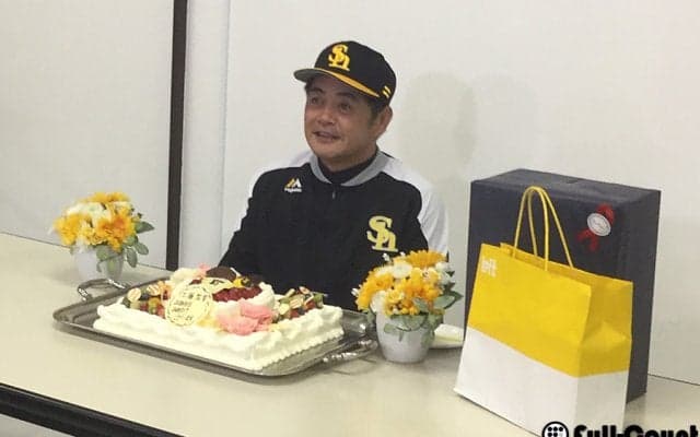 ソフトB工藤監督、54歳誕生日で背番号「54」デスパに期待「今日も打って」