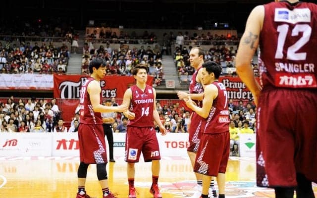 川崎ブレイブサンダースが『王者の威厳』を見せ17点差からの逆転勝利、サンロッカーズ渋谷を破り全体勝率1位が確定