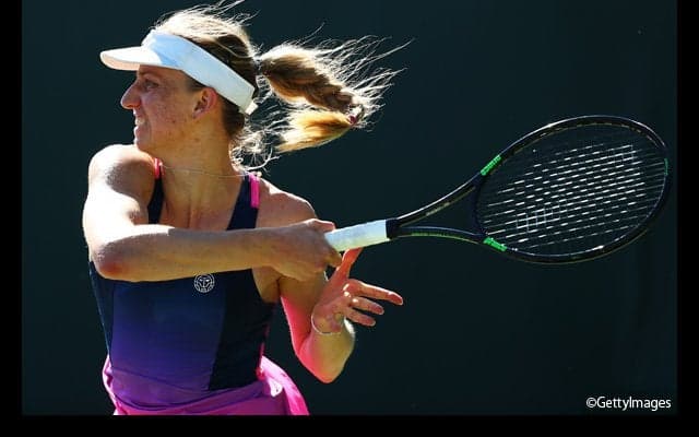 予選勝者のバートルが第3シードのストリコバに逆転勝利で決勝進出 [プラハ・オープン]