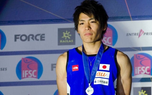 楢崎智亜、2位に悔し涙…逆転を許したボルダリングW杯八王子大会