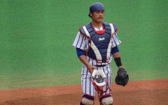 ドラフト候補捕手・小畑尋規が投手陣を引っ張り、立正大が開幕8連勝で優勝【東都大学野球2部】