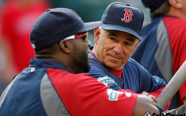 バレンタイン元監督が批判オルティスに応戦「たくさん本が売れるといいね」