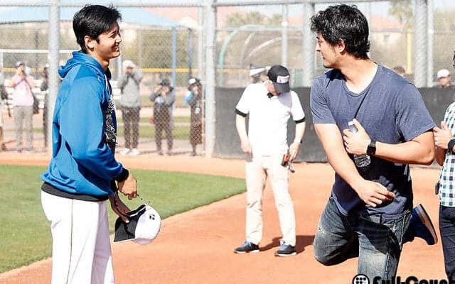 レンジャーズGM大谷視察の意味　ダルビッシュとW獲り可能性を地元紙考察