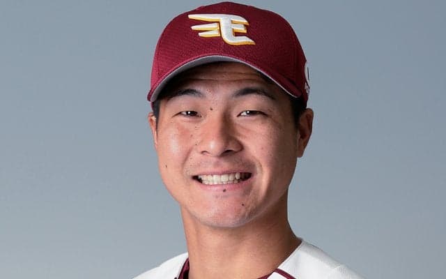 楽天茂木、球団初の生え抜き2桁本塁打に「2」　梨田監督「20本はいける」
