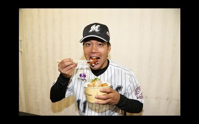 ロッテが今日18日「佐々木千隼の鶏丼」を唐揚げ1個増量販売