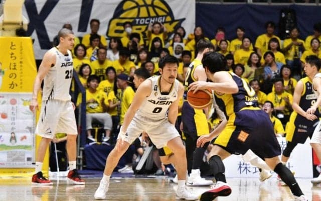 地の利を生かしてゲームプランを遂行した栃木ブレックス、シーホース三河の長所を封じセミファイナル第1戦で勝利